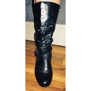 Midcalf black leather boots